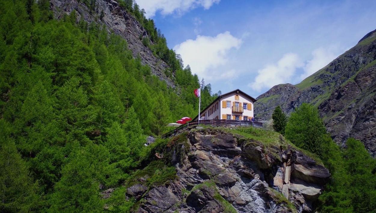 Edelweiss Zermatt - Mountain Hotel Exterior foto