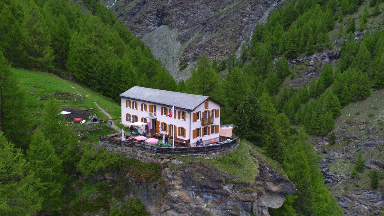 Edelweiss Zermatt - Mountain Hotel Exterior foto